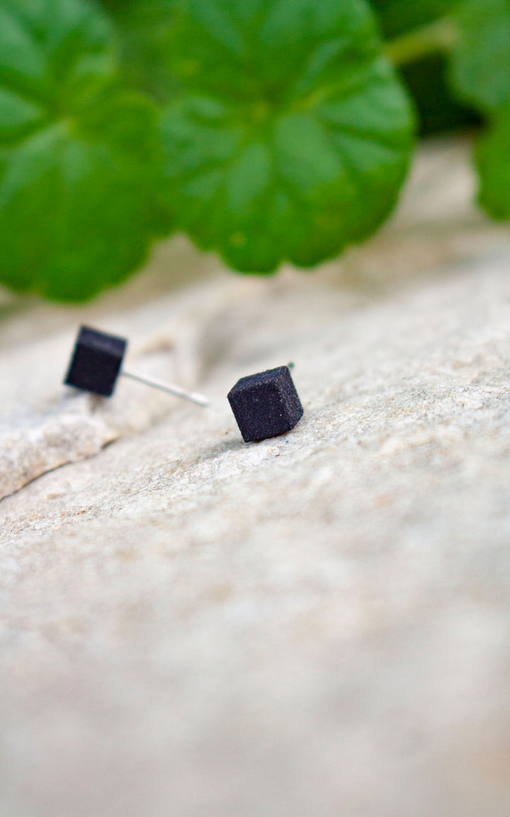 Puce Cube – Bijou ultraléger en nylon recyclé