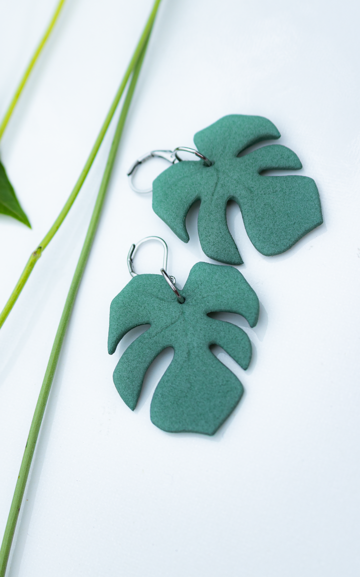 MAUI – Boucles d’oreilles Monstera