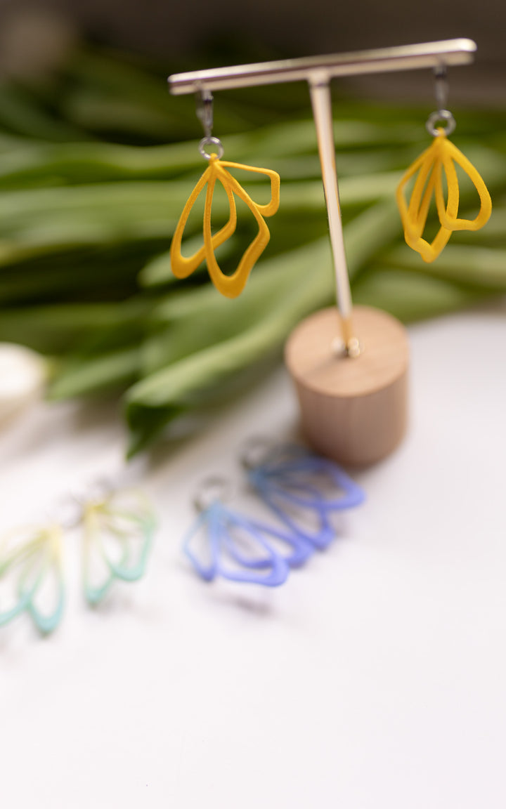 MONARQUE – Boucles d’oreilles ailes de papillon en 3D, ultralégères