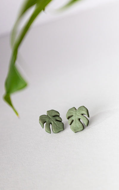 MAUI – Monstera Stud Earrings