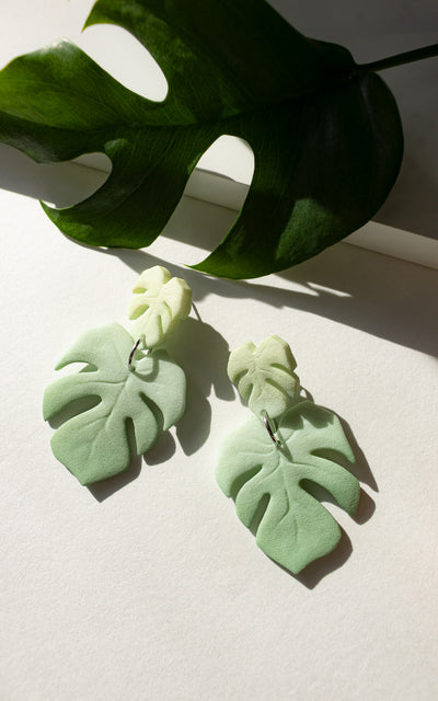 MAUI – Monstera Hanging Earrings