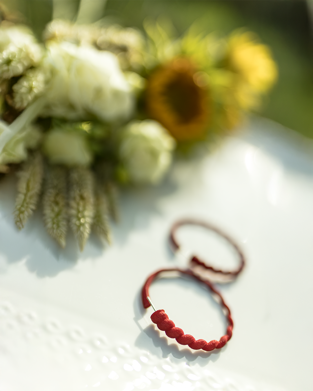 SCOQUILLAGE – Grands anneaux croissants 3D | Colorés & ultralégers (5 cm)