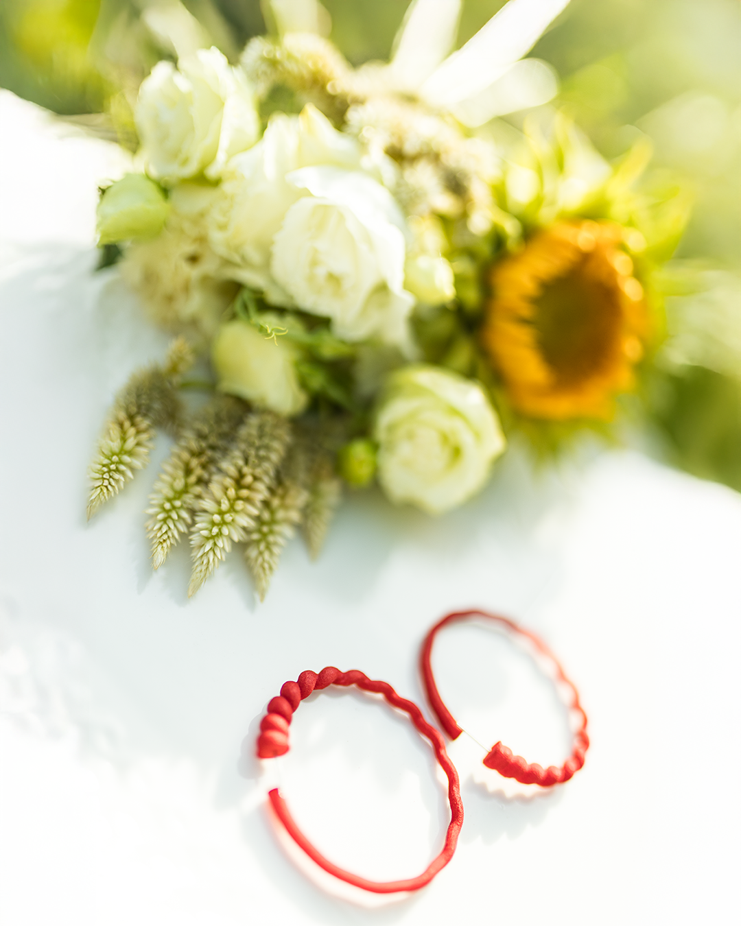 SCOQUILLAGE – Grands anneaux croissants 3D | Colorés & ultralégers (5 cm)