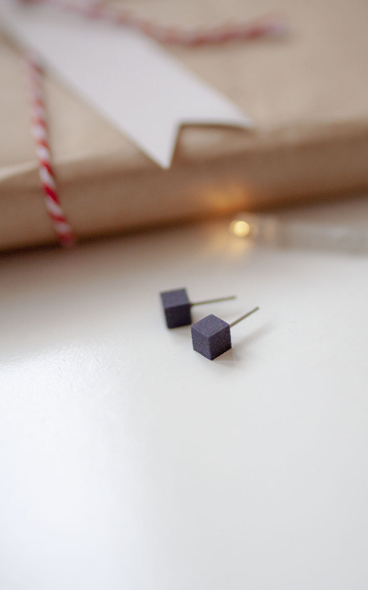Boucles d'oreilles cubes gris