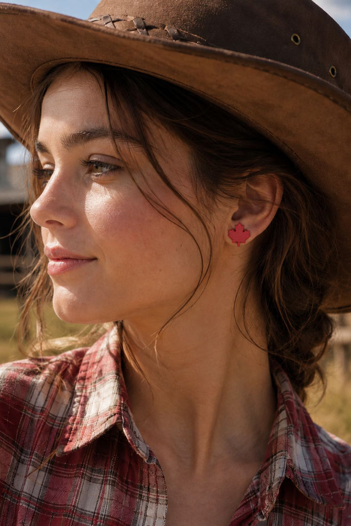 Maple Leaf – Canadian Symbol Stud Earrings