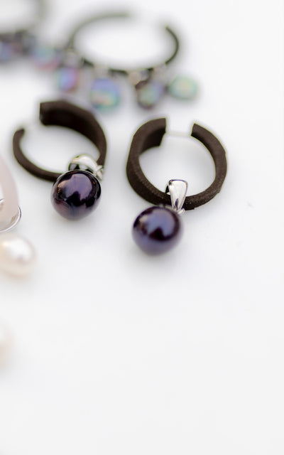 Boucles d'oreilles LITCHI & perles en breloque