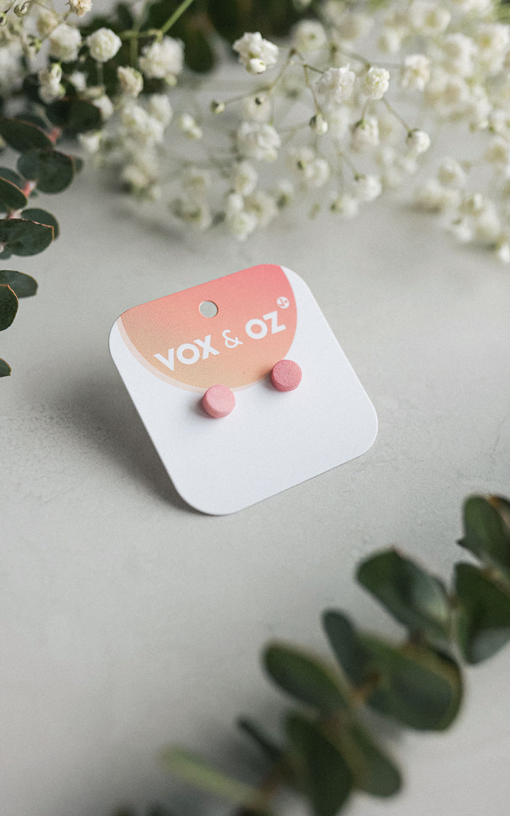 Drummer round stud earrings